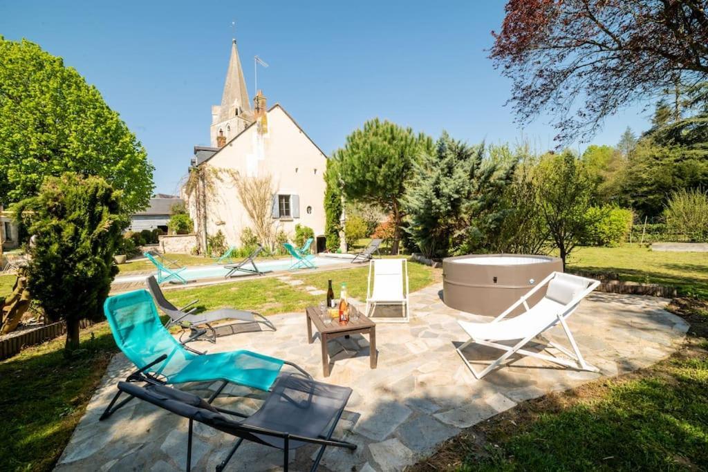 Le Clos Du Tilleul Fabuleuse Propriete 15 A 30 Pers Piscine Au Coeur D'Un Charmant Village Thilouze 외부 사진