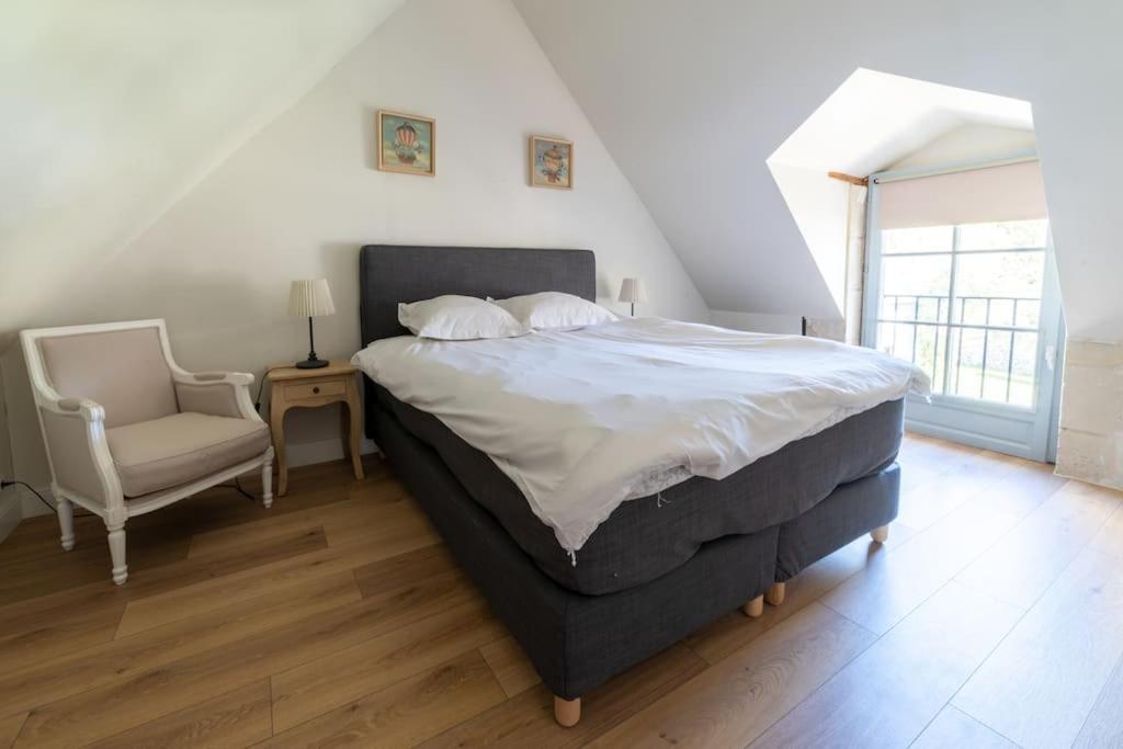 Le Clos Du Tilleul Fabuleuse Propriete 15 A 30 Pers Piscine Au Coeur D'Un Charmant Village Thilouze 외부 사진